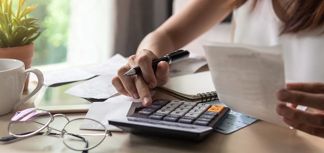 Co ile płaci się za prąd? Sprawdź, jak obniżyć rachunki!